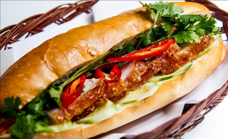 Hướng Dẫn Làm Nước Sốt Bánh Mì Heo Quay Thơm Ngon