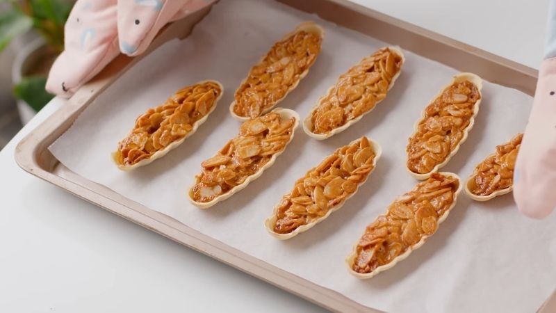 nướng bánh thuyền