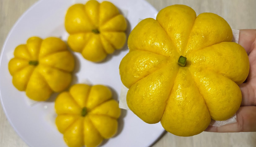 Bật Mí Cách Làm Bánh Bao Nhân Bí Đỏ Siêu Mềm Mịn