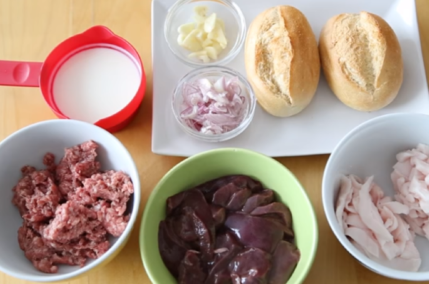 Cách Làm Bánh Mì Pate Tại Nhà Thơm Ngon Cho Bữa Sáng