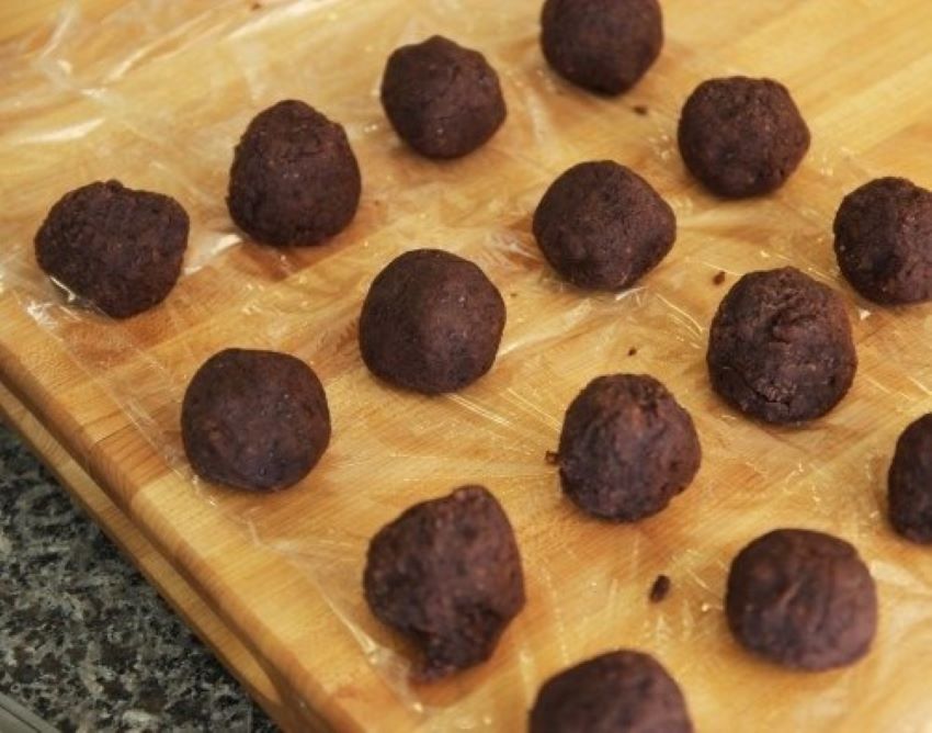 Cách Làm Bánh Mochi Nhân Đậu Đỏ Dẻo Ngon Tại Nhà