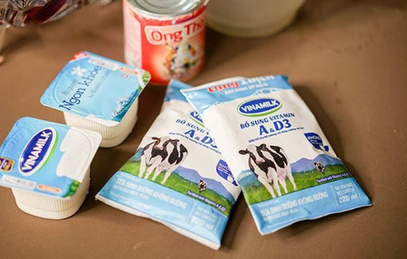 bo-tui-cach-lam-sua-chua-deo-min-don-gian-tai-nha