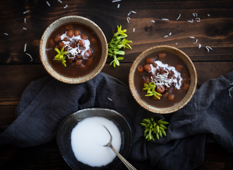 cach-nau-che-dau-do-hat-sen-bo-duong-cho-mua-he