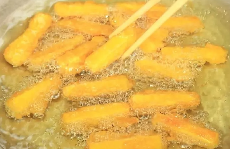 cach-lam-mon-khoai-lang-lac-pho-mai-cuc-de