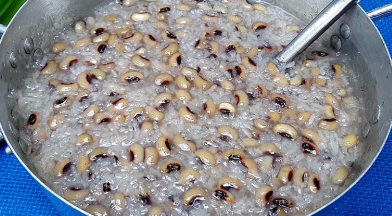 cach-nau-che-dau-trang-nuoc-cot-dua-hap-dan-tai-nha