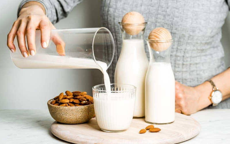 cach-nau-sua-hanh-nhan-bo-duong-tai-nha