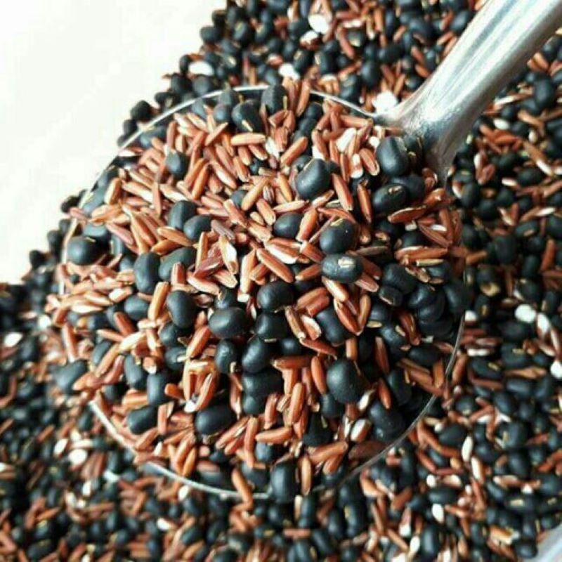 nuoc-dau-den-gao-lut-rang-cong-dung-bat-ngo-cho-suc-khoe