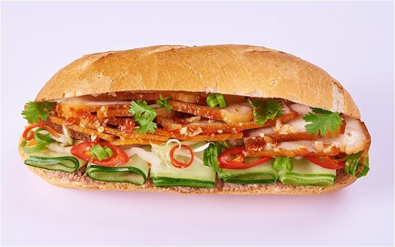 1. Giới thiệu món thịt xá xíu kẹp bánh mì