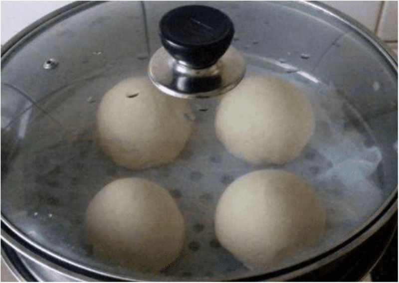 huong-dan-lam-banh-bao-kim-sa-trung-muoi-tan-chay