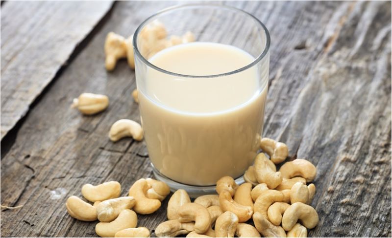 lam-sua-hat-dieu-cong-thuc-thu-vi-cho-suc-khoe-tuyet-voi