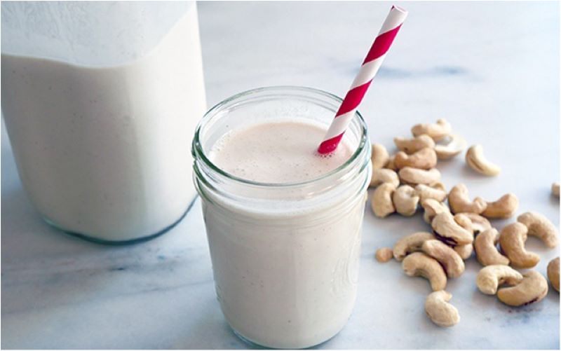 lam-sua-hat-dieu-cong-thuc-thu-vi-cho-suc-khoe-tuyet-voi