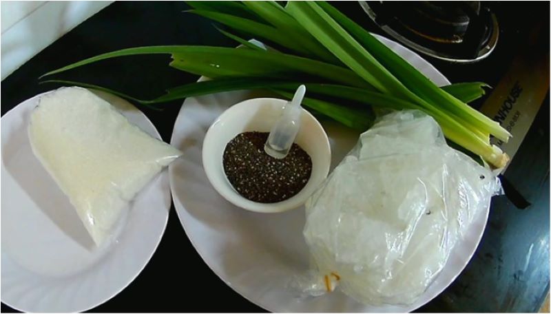 mach-ban-cach-lam-thach-dua-non-tuoi-ngon-cho-ngay-he